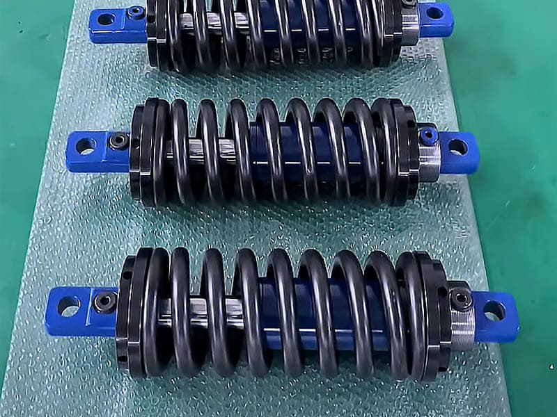 Spring type single acting hydraulic cylinder with heavy return spring