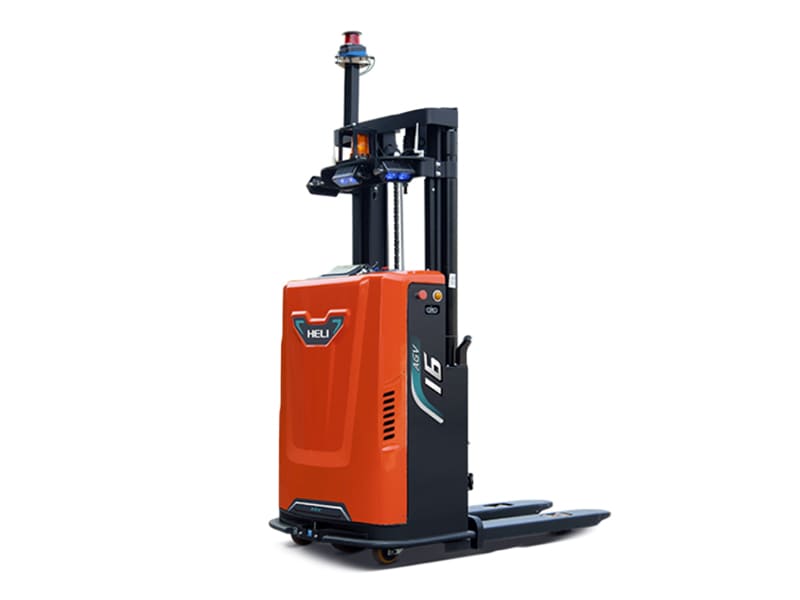 AGV stacker with single acting hydraulic lifting cylinder