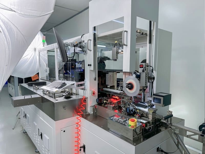 Automatic visual inspection machine in clean‑workshop environment