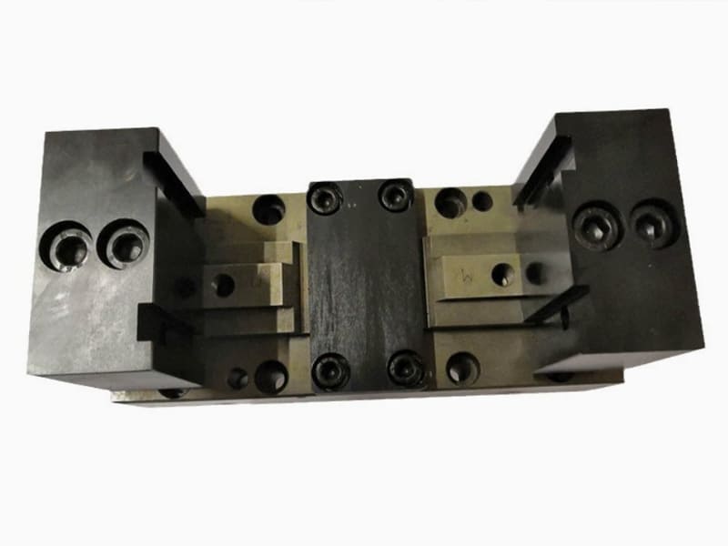 Heavy‑duty hydraulic vise clamping unit for CNC machining