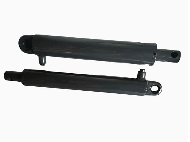 Double welded hydraulic cylinders with trunnion eye mounting lugs